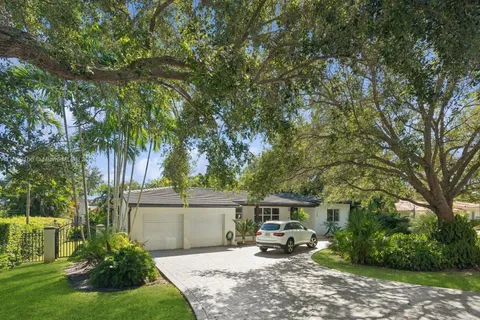 4103 Anderson Rd, Coral Gables FL 33146