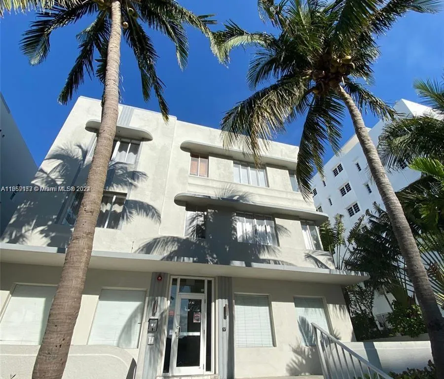 3710 Collins Ave # 103, Miami Beach FL 33140