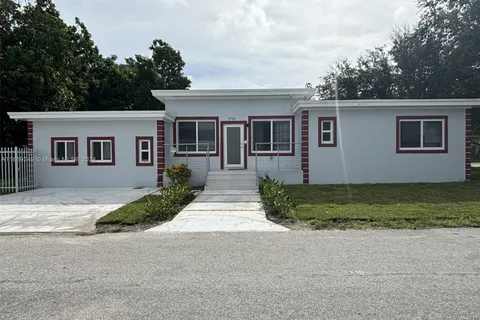 5701 NE 2nd Ct, Miami FL 33137