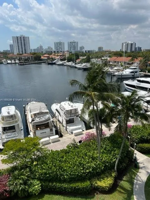 3610 Yacht Club Dr # 509, Aventura FL 33180