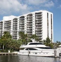 3610 Yacht Club Dr # 509, Aventura FL 33180