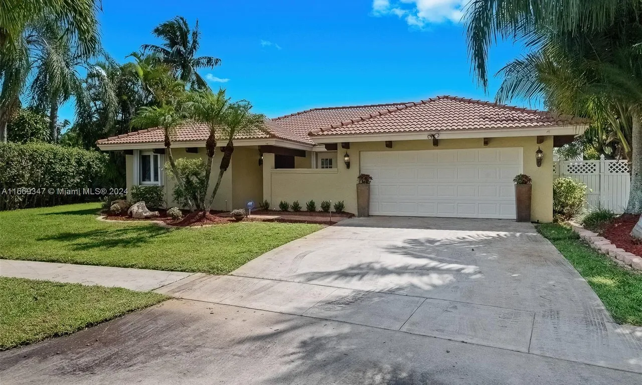 7260 NW 4th Ave, Boca Raton FL 33487