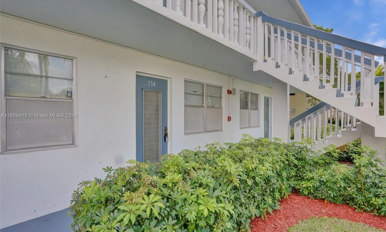 154 Markham H # 154, Deerfield Beach FL 33442