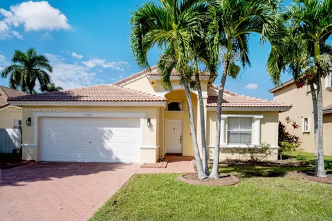 1550 SW 193rd Ter, Pembroke Pines FL 33029