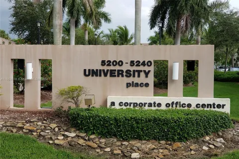 5210 S University Dr # 103B, Davie FL 33328