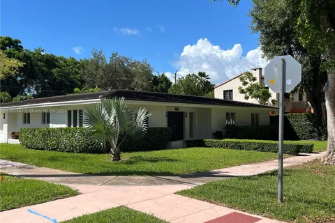 300 Camilo Ave, Coral Gables FL 33134