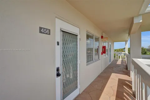 456 E Grantham  E # 456, Deerfield Beach FL 33442