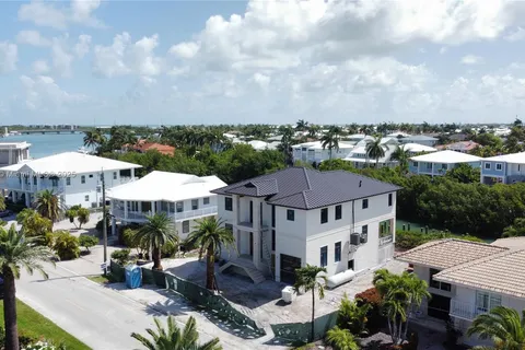 230 15th Circle, Key Colony FL 33051