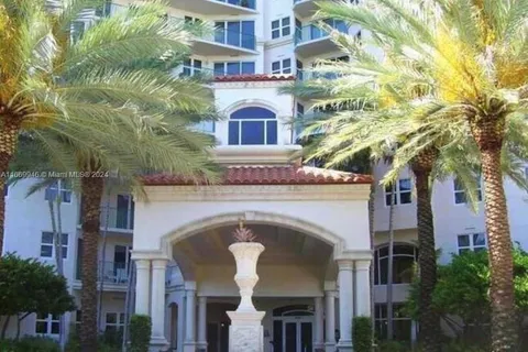 19900 E Country Club Dr # 714, Aventura FL 33180