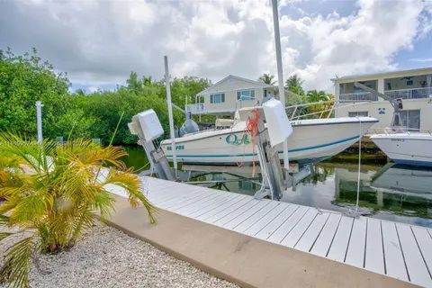 133 Galleon Ln, Lower Keys FL 33042