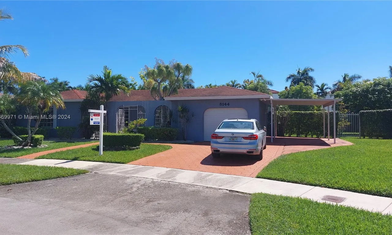 8144 SW 206th Ter, Cutler Bay FL 33189