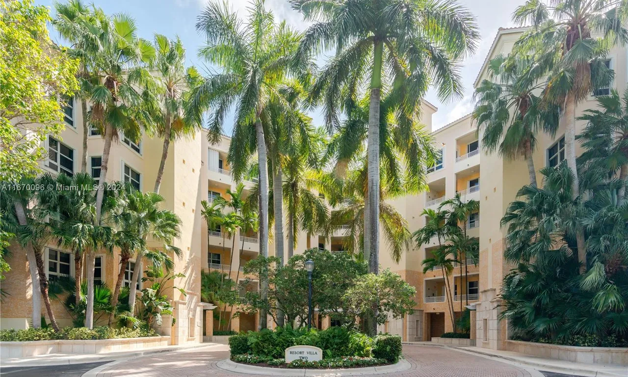 715 Crandon Blvd # 306, Key Biscayne FL 33149