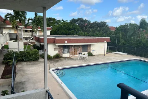 4169 SW 67 Ave # 208A, Davie FL 33314