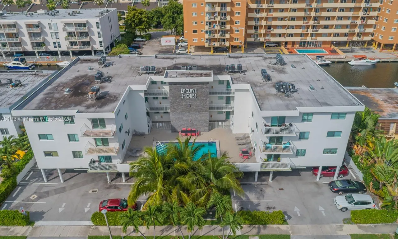 3755 NE 167th St # 35, North Miami Beach FL 33160