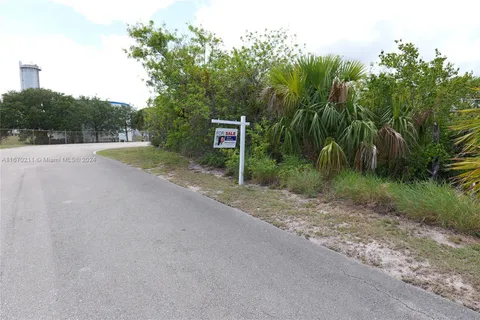 9701 SE Water St, Hobe Sound FL 33455