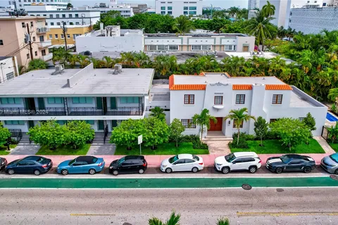 511 16th St, Miami Beach FL 33139