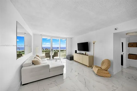 3901 S Ocean Dr # 6Y, Hollywood FL 33019