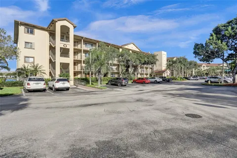 801 SW 141st Ave # 105O, Pembroke Pines FL 33027