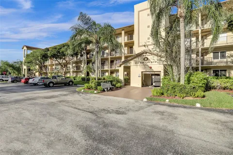 801 SW 141st Ave # 105O, Pembroke Pines FL 33027