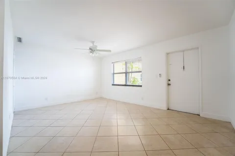 815 Middle River Dr # 115, Fort Lauderdale FL 33304