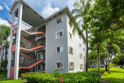 801 SW 138th Ave # 406E, Pembroke Pines FL 33027