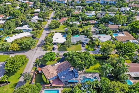 601 NW 22nd St, Wilton Manors FL 33311