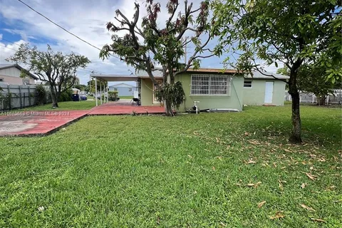 11110 SW 203rd St, Cutler Bay FL 33189