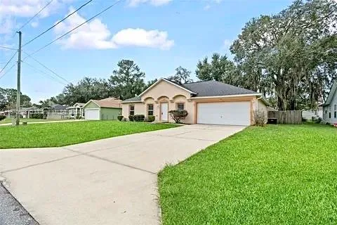 42 Pecan Loop, Ocala FL 34472