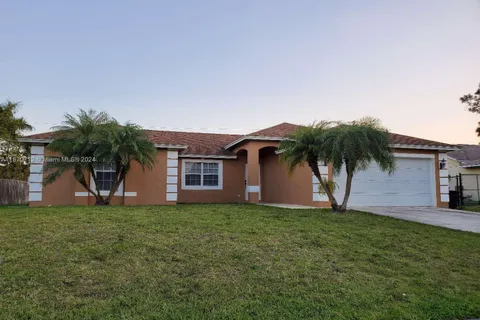 1010 SW Mataro Ave, Port St. Lucie FL 34953