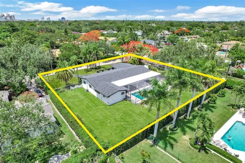 7400 SW 114th St, Pinecrest FL 33156