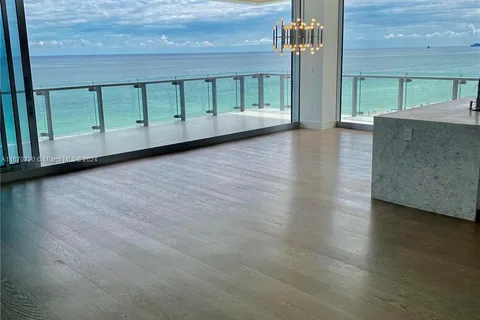 5775 Collins Ave # 1101, Miami Beach FL 33140