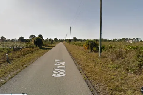 2900 68th St W, Lehigh Acres FL 33971