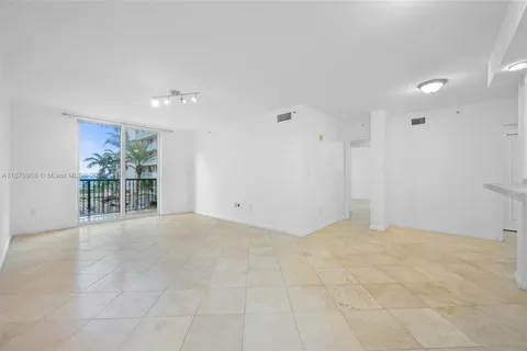 8888 Collins Ave # 311, Surfside FL 33154