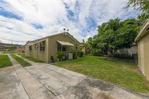 775 NW 41st St, Miami FL 33127