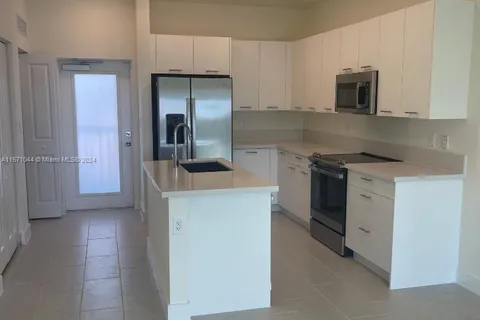 8167 NW 41 St # 407, Doral FL 33166