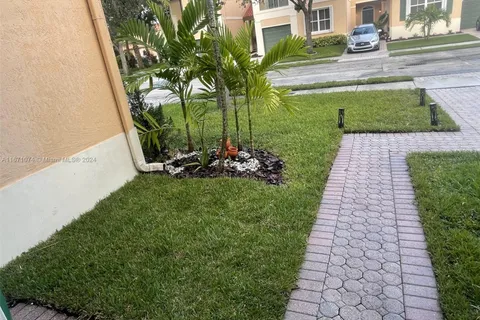 8324 NW 143rd Ter # 8324, Miami Lakes FL 33016