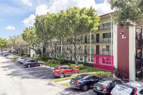 13250 SW 7th Ct # 115L, Pembroke Pines FL 33027