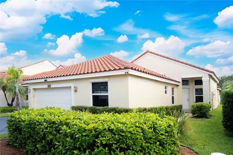 817 Stanton Dr, Weston FL 33326