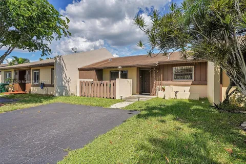 12317 SW 110th S Canal St Rd # 12317, Miami FL 33186