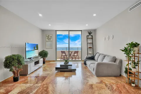 5555 Collins Ave # 6J, Miami Beach FL 33140