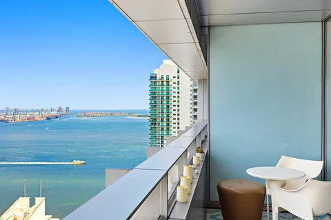 1395 Brickell Ave # 3214, Miami FL 33131