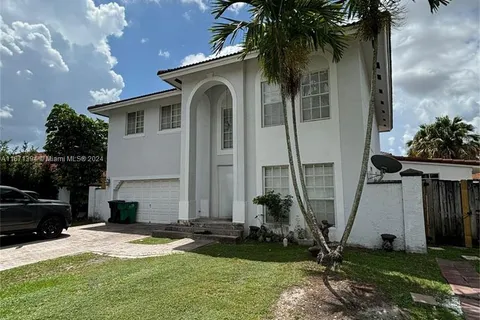 15802 SW 99th St, Miami FL 33196