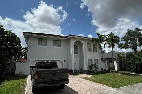 15802 SW 99th St, Miami FL 33196