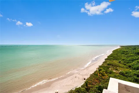 1111 Crandon Blvd # B808, Key Biscayne FL 33149