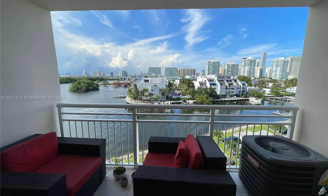 400 Kings Point Dr # 615, Sunny Isles Beach FL 33160