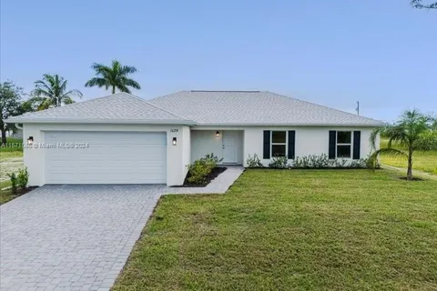 1628 NW 17th ST, Cape Coral FL 33993