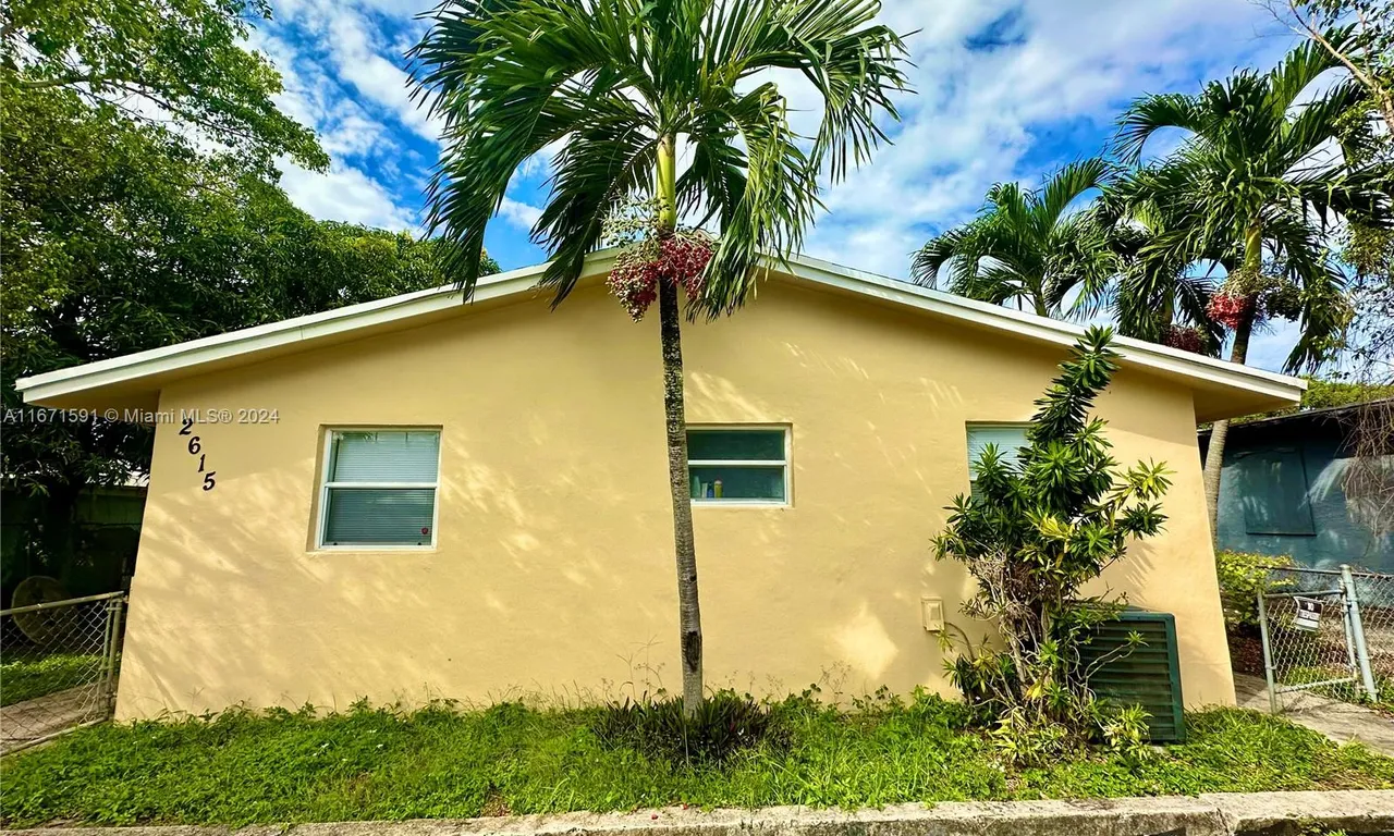 2615 NW 13th Ct, Fort Lauderdale FL 33311