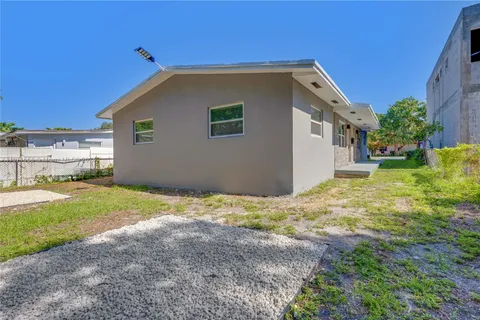 2510 NE 182nd Ter, North Miami Beach FL 33160