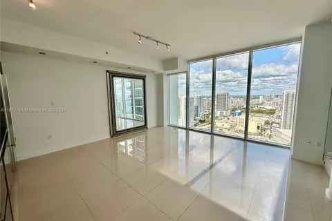 1040 Biscayne Blvd # 3505, Miami FL 33132