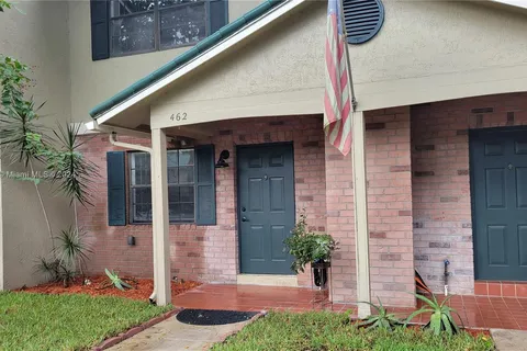 462 Westree Ln # 464, Plantation FL 33324